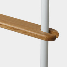 Ladda upp bild till gallerivisning, Fotstöd i ek till Ikea Antilop barnstol