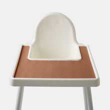 Load image into Gallery viewer, Brickunderlägg i silikon anpassad till Ikea&#39;s Antilop barnstolsbricka
