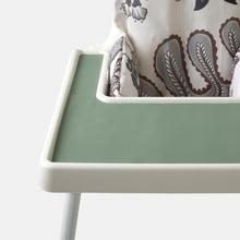 Load image into Gallery viewer, Grön brickunderlägg till Ikea Antilopstolens bricka 
