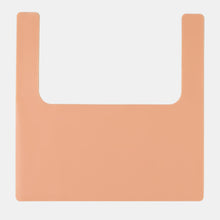 Load image into Gallery viewer, Aprikos brickunderlägg i silikon anpassad till Ikea&#39;s Antilop barnstolsbricka
